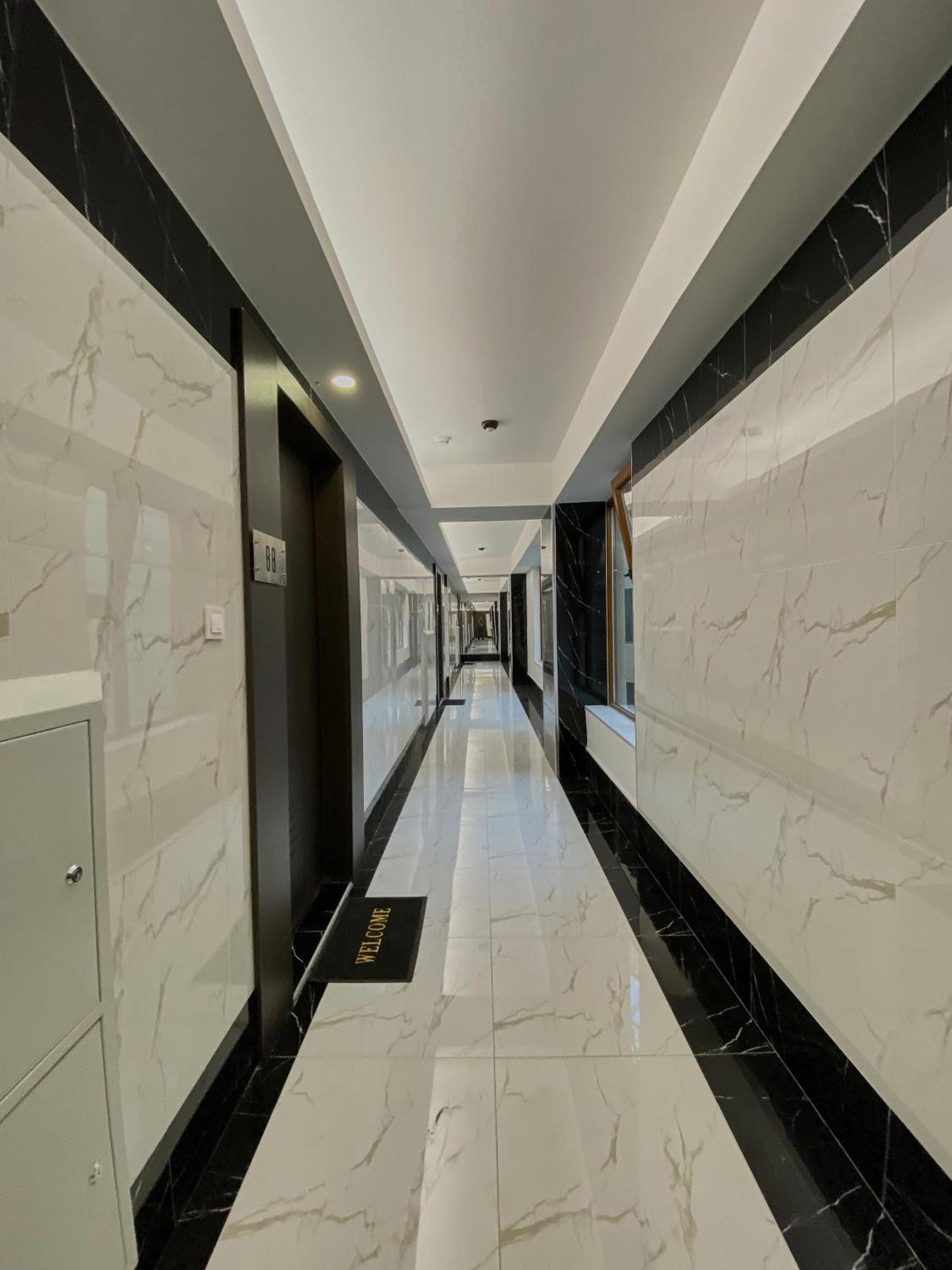 Stylish Studio, Skopje Centre - Private Parking - Panoramic Views Exteriör bild